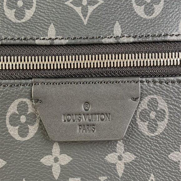 Louis Vuitton classic patterned cow leather backpack - Picture 7 of 9